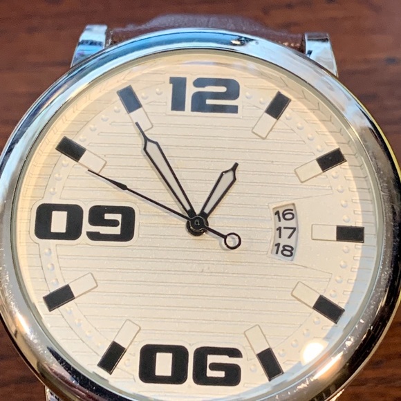 Bijou Brigitte Large Case Unique Date Watch - Picture 3 of 7